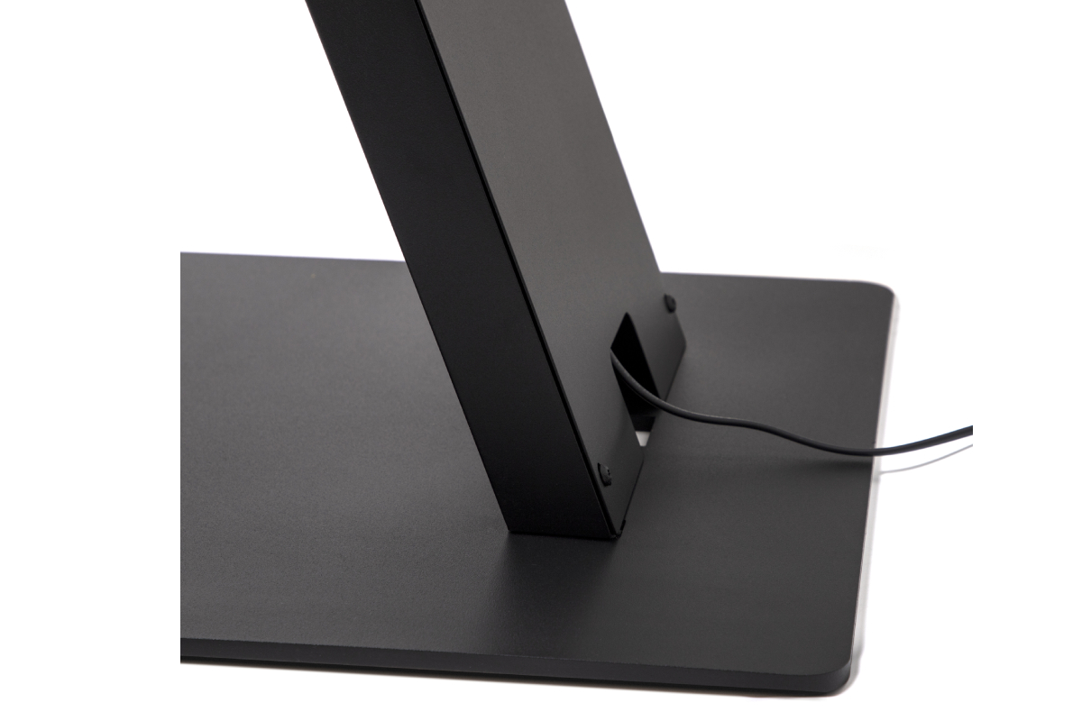 Expo Smart Video table slim (13) Expo Smart Video table slim (13)